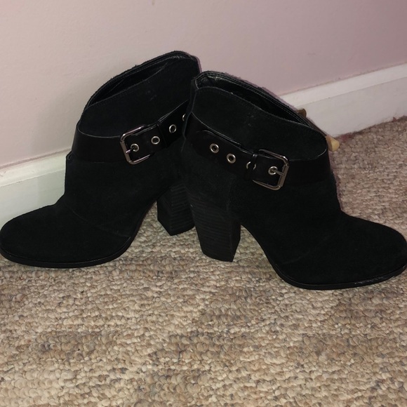 Jessica Simpson Shoes - Black Pumps Jessica Simpson Shoes - Black Pumps